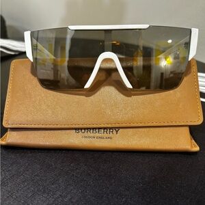 Burberry sunglasses